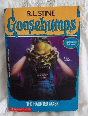 Scholastic Goosebumps Book The Haunted Mask